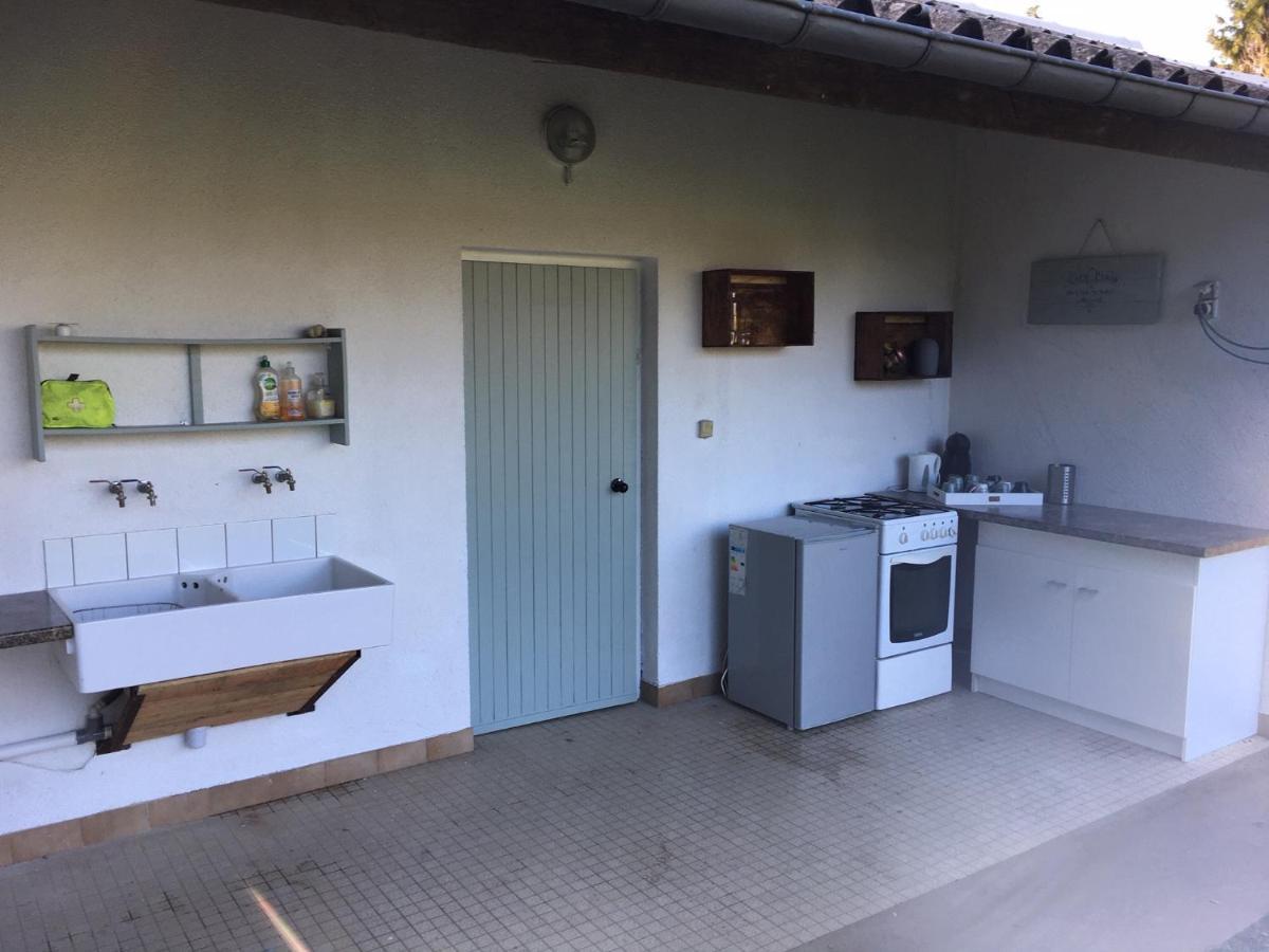 Charming 2-Bed Cabin In Domfront-En-Poiraie Perrou Ngoại thất bức ảnh